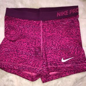 Nike Pro